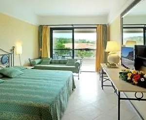 Fiesta Athenee Palace Кампофеличе-ди-Роччелла